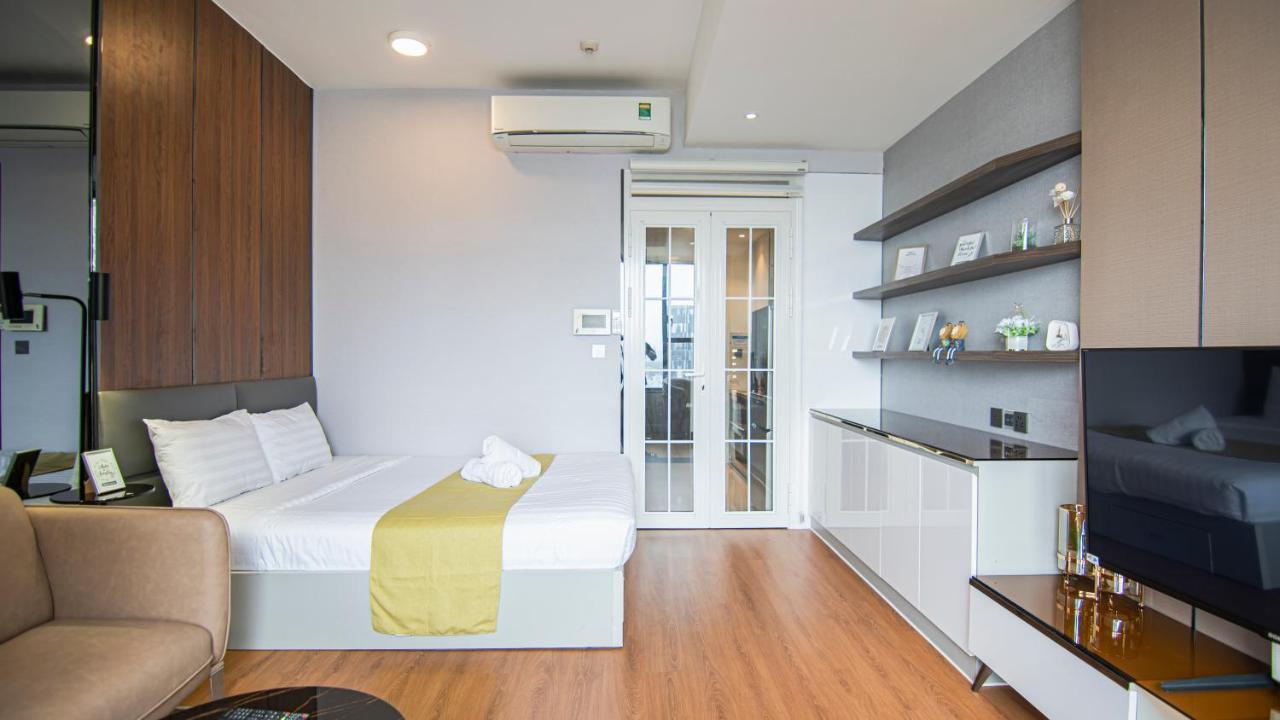 Homet Saigon Rivergate - Free Pool & Gym & Pickup Services Хошимин Екстериор снимка